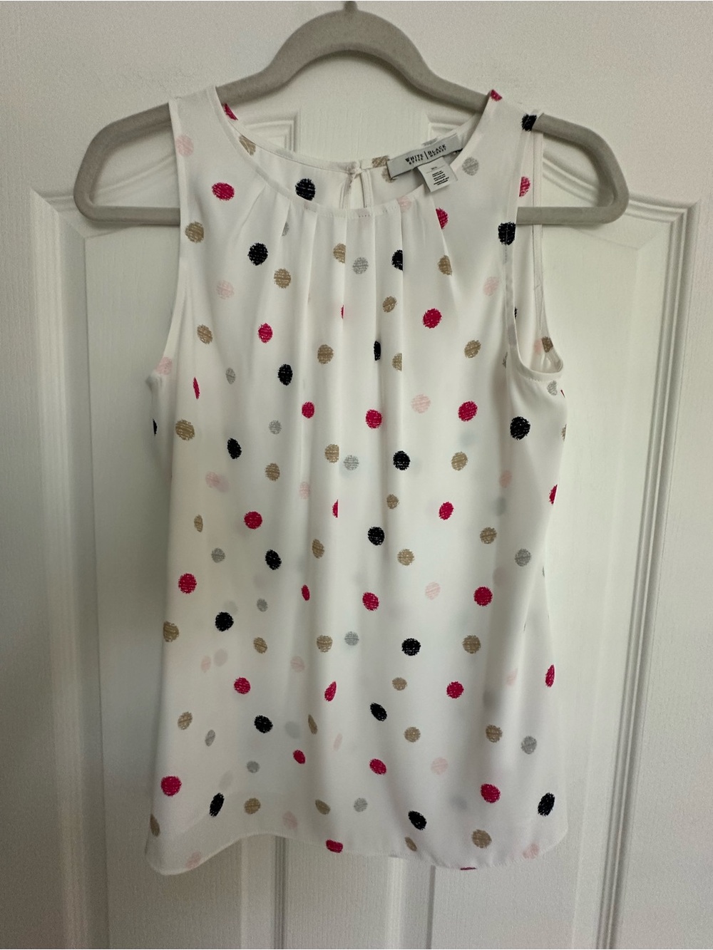 WHBM NWOT White Polka Dot Sleeveless Blouse - White with Pink, Black & Gold Dots